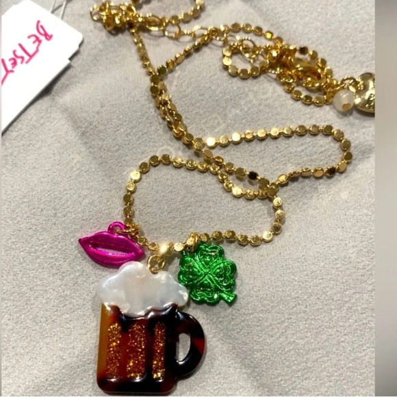 BETSEY JOHNSON St. Patrick’s Day Charm Necklace Beer, Shamrock, and Lipstick NWT - Picture 2 of 3